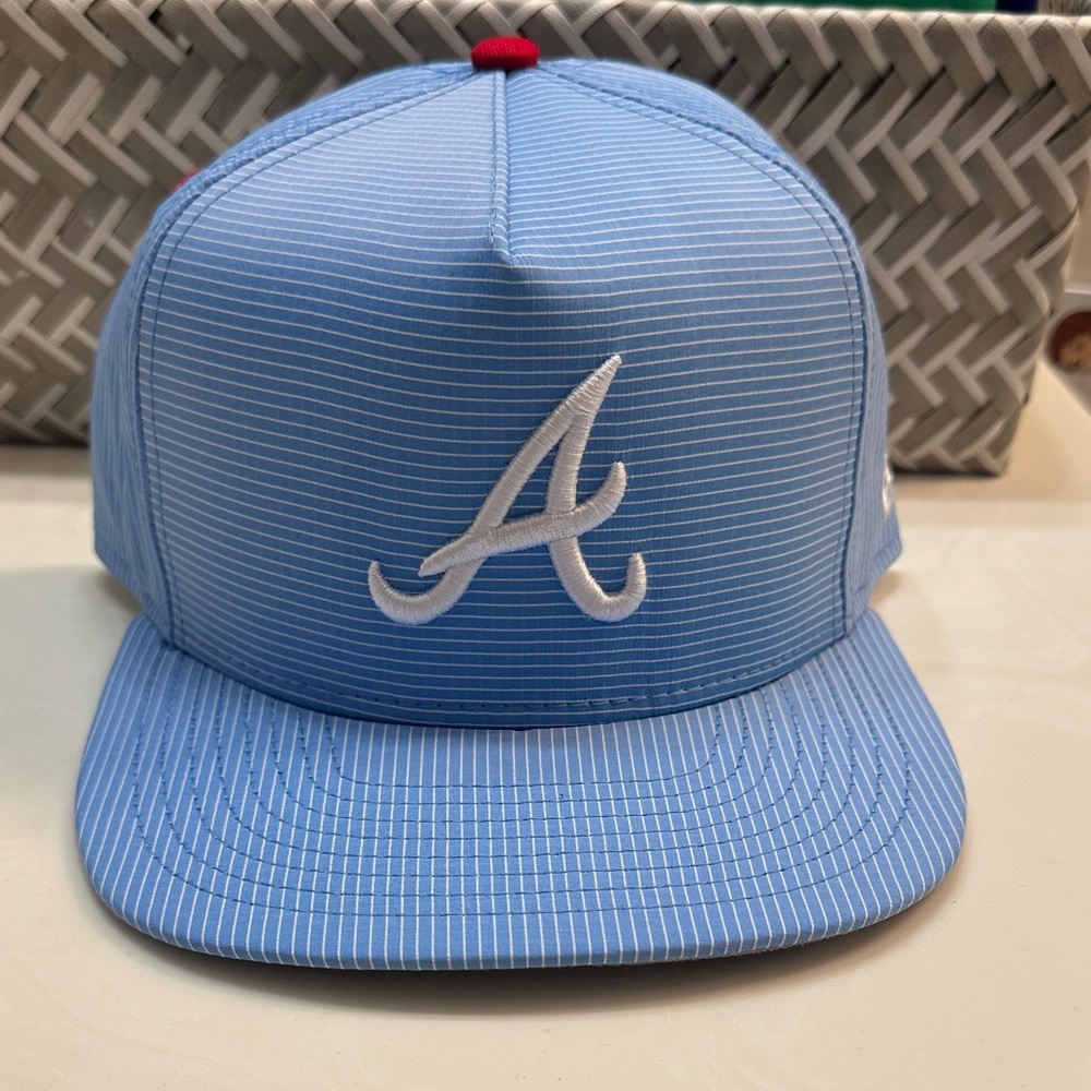 Atlanta Braves Light Blue Pinstripe Snapback Hat with White 'A' Logo NWOT